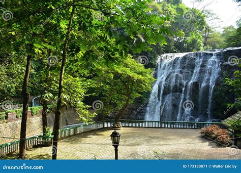 Hinulugang Taktak Falls: Cascading Majesty and A Refreshing Retreat!