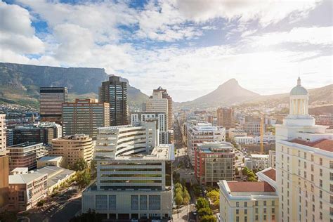 The Cape Town Castle: A Journey Through History and Architectural Marvels!