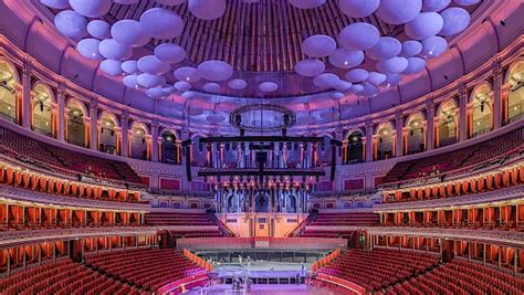 The Royal Albert Hall: A Grand Victorian Icon for Unforgettable Musical Experiences!