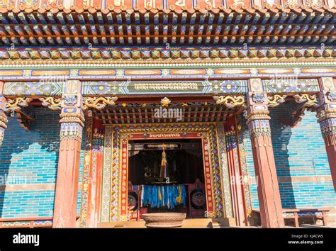 The Majestic Ruins of the Han Dynasty: A Journey Through Time at the Wuliang Temple Site!