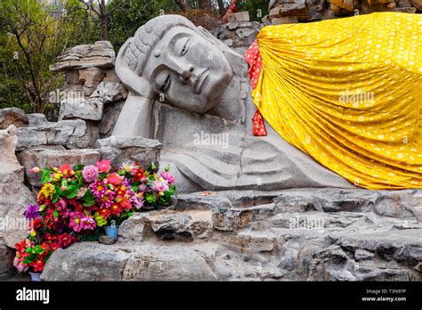 The Thousand Buddha Mountain:  Ancient Stone Carvings and Breathtaking Panoramic Views!