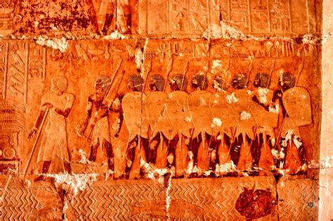 Unearth the Mysteries of Ancient Ethiopia at the Tulu Tombs! A Journey Through Time and Intrigue.